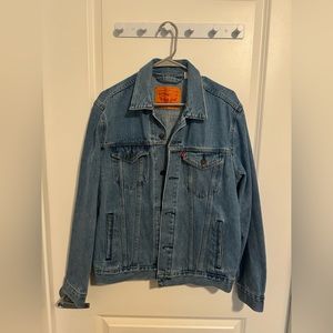 Levi’s Men Denim Jacket, Medium